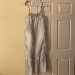 Tie-strap lined maxi